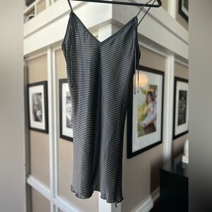 100% silk Samantha Chang polka dot slip, black & ecru, L (fits more like a M)